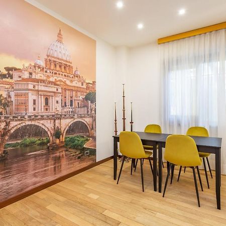 Apartmán St Peter'S Spacious 4 Bdr With Private Parking Řím Exteriér fotografie