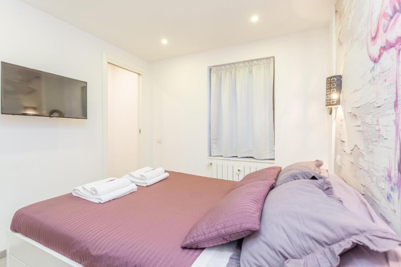 Apartmán St Peter'S Spacious 4 Bdr With Private Parking Řím Exteriér fotografie